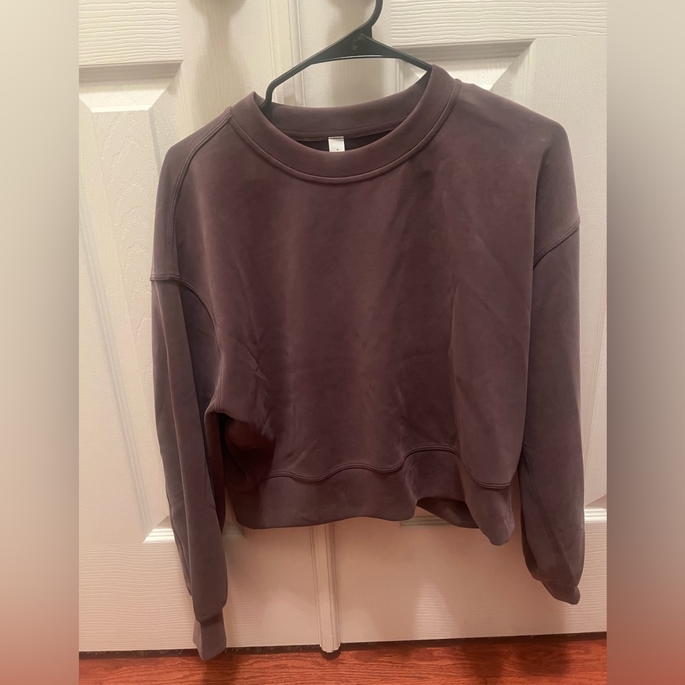 Lululemon sweatshirt